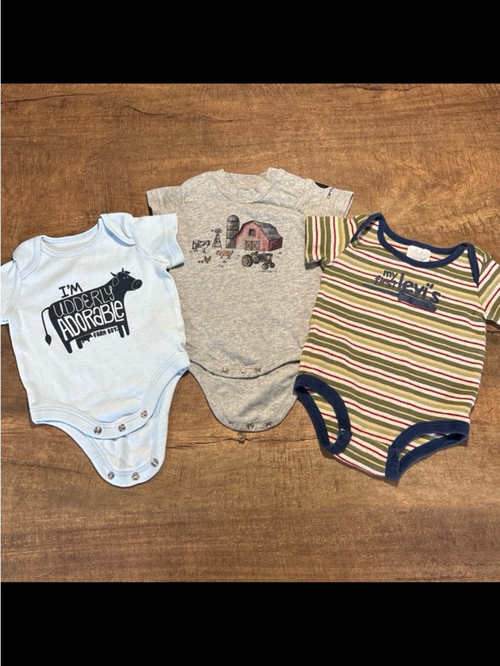 Baby Boys Short Sleeve Bodysuit Bundle 0-3m (Farm Baby/Carhartt/Levis)